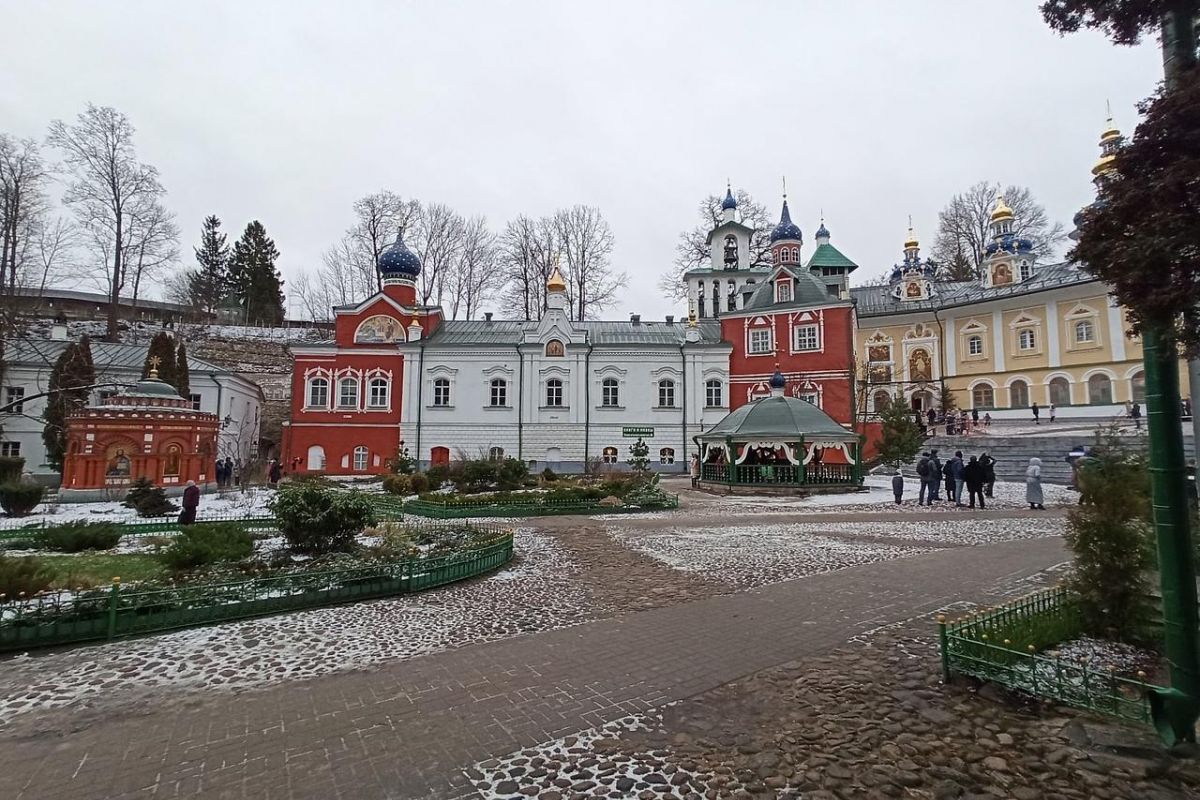 Зимняя экскурсия в Изборск и Печоры