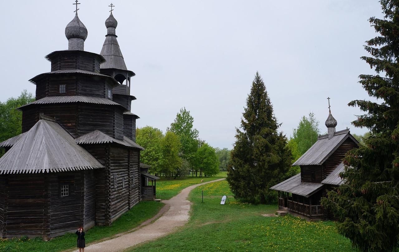 Майские праздники в Пскове и Великом Новгороде